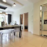 Vip Jagiellonska 33a زاكوباني