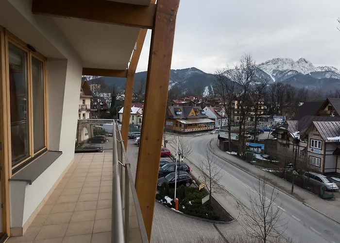 Vip Jagiellonska 33a *